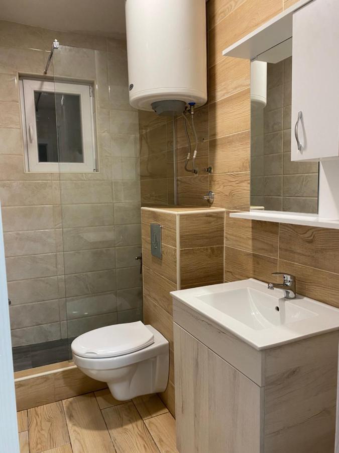 Vucinic Studio Apartment Cetinje Exterior photo